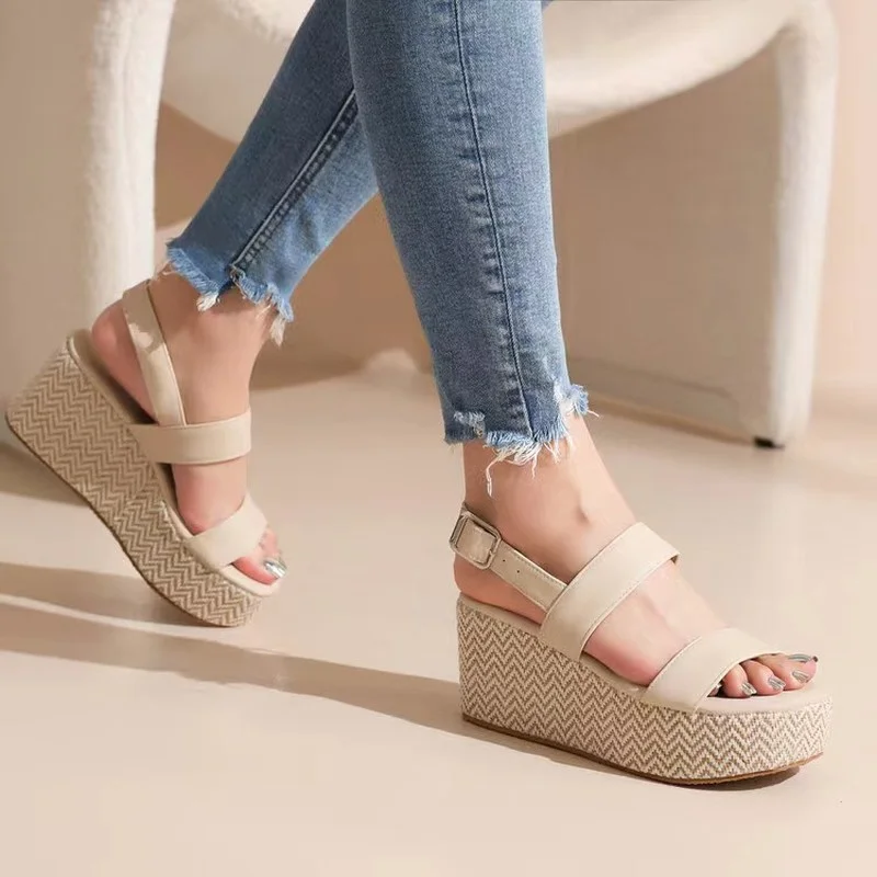 

Platform Shoes Women's Summer 2022 New Fashion Simple Casual Solid Color Pu Leather Wedge Buckle Sanda White