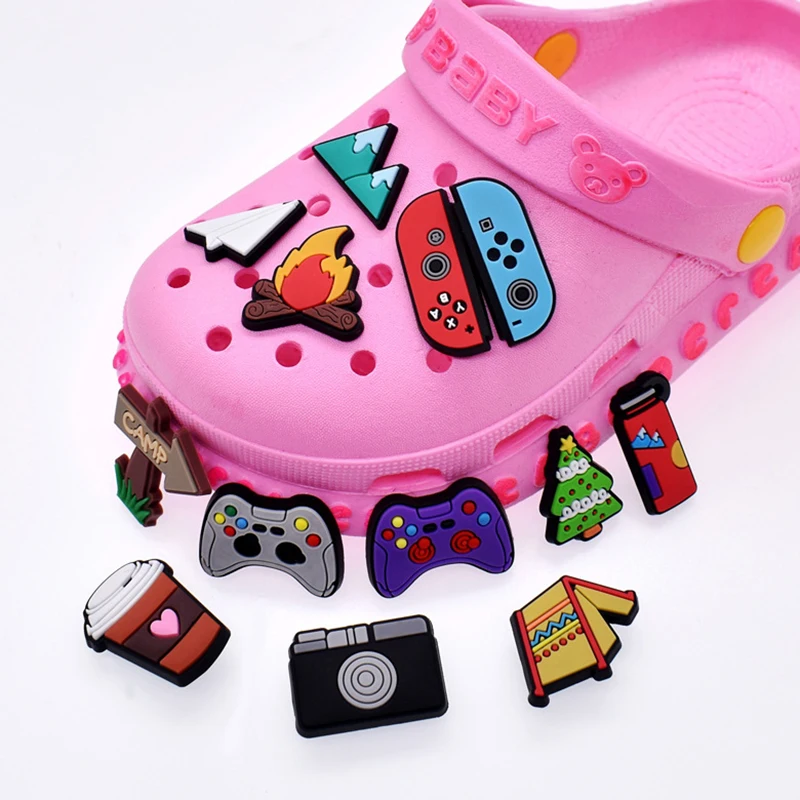 Рисунок 2 - подвески для обуви из ПВХ для Crocs