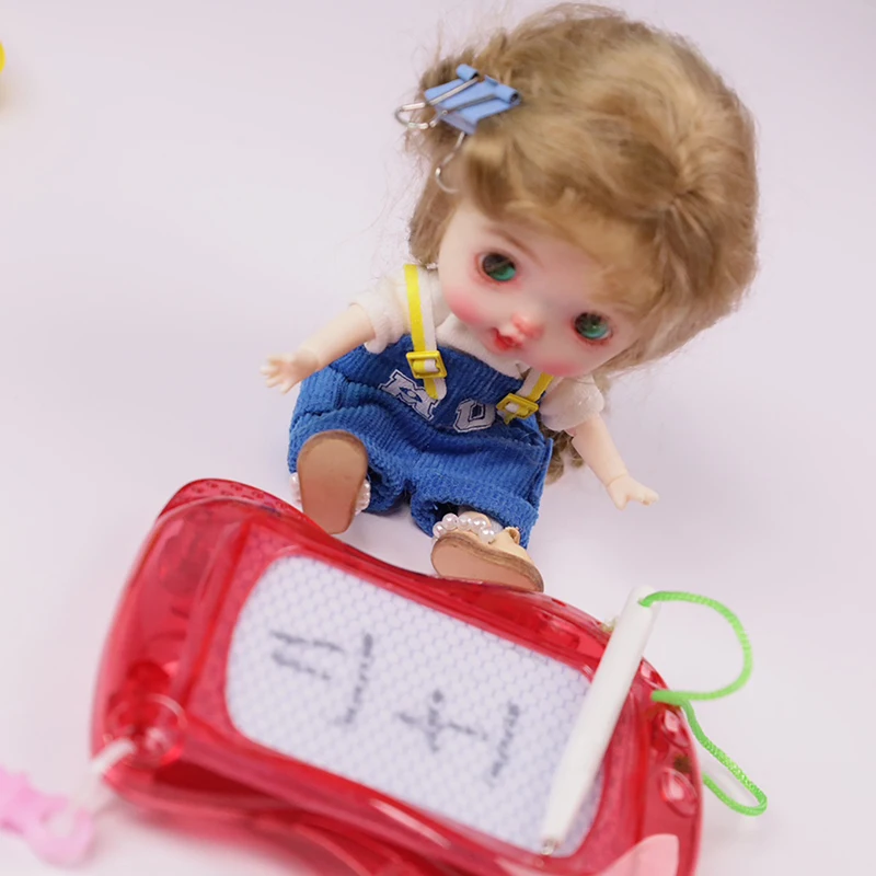 

Миниатюрные аксессуары для кукольного домика, миниатюрный зажим для блокнота, мини-зажим для письма, игрушки для украшения кукольного домика