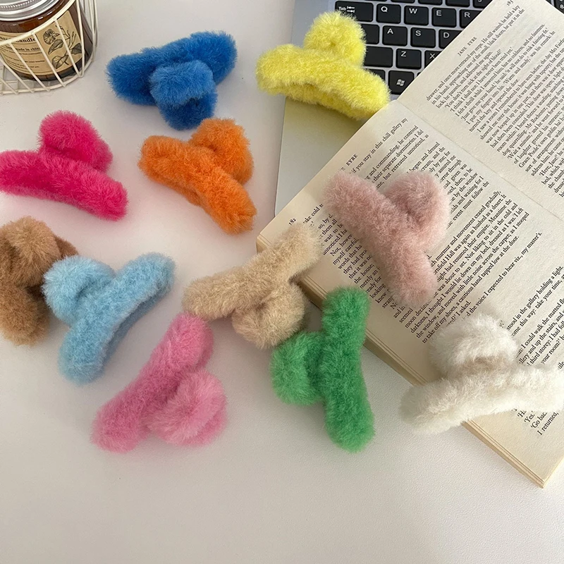 

Candy Color Plush Hair Clips For Girls Winter Warm Lamb Wool Hair Claws Hairpins Shark Clips Small Furry Faux Fur Ponytail Clips