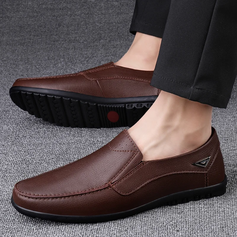 Footwear 2022 Trend Fashion Slip on Soft Adult Design Moccasin Shoes for Man Genuine Casual Leather Male Shoes Loafers