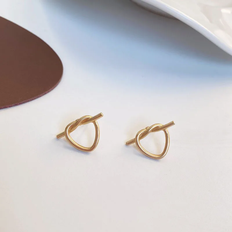 

S925 needle Trendy Jewelry Knot Stud Earrings Simply Design Metal Golden Plated Love Heart Earrings For Women Girl Gifts