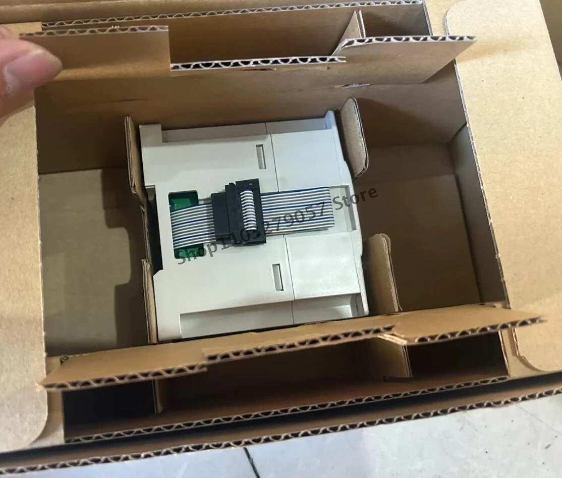 1 шт. новый модуль ПЛК FX3U-32DP FX3U/32DP в коробке бренда FX3U32DP