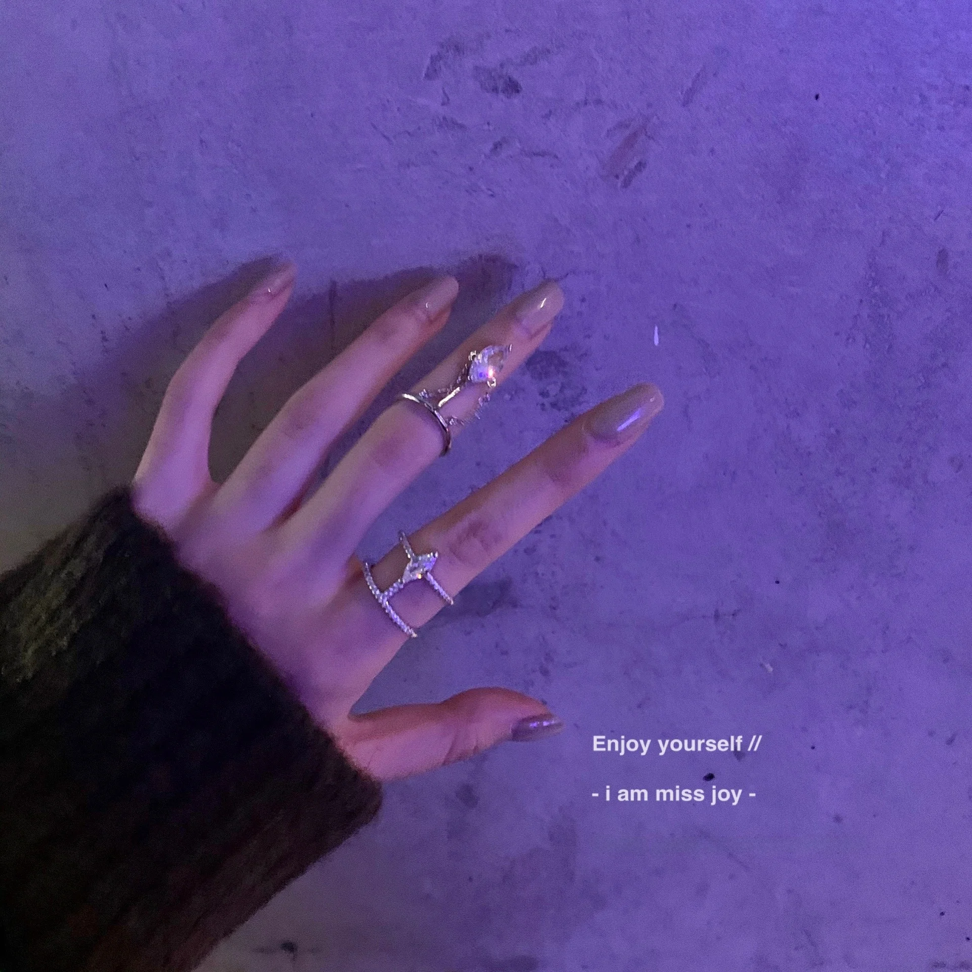 [Joe Boss Joy] Набор колец-цепочек с кристаллом циркона Ins Cold Flash Joint