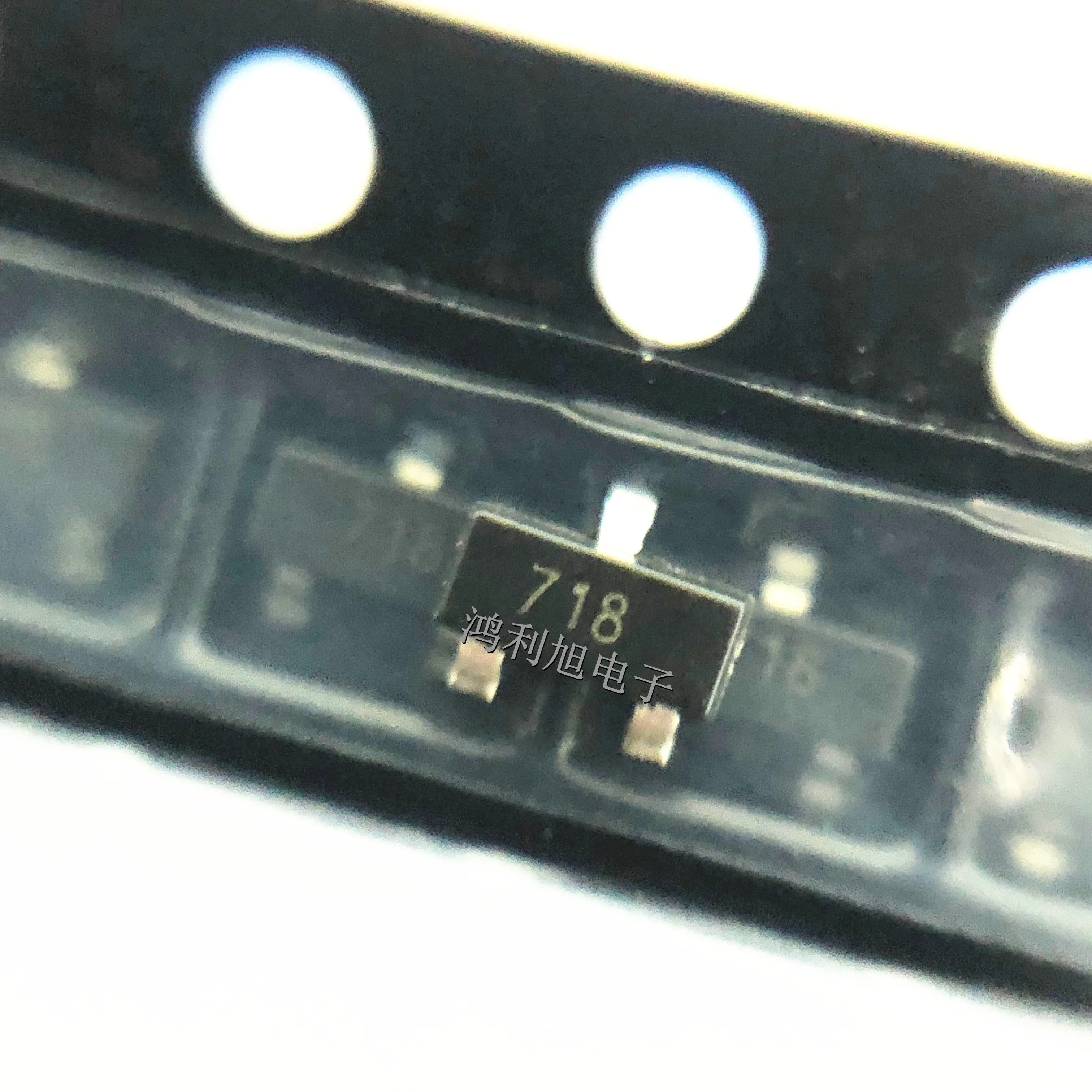 10 шт./лот FMMT718TA маркировка 718 Trans GP BJT PNP 20V 1.5A 625mW 3-контактный SOT-23 T/R