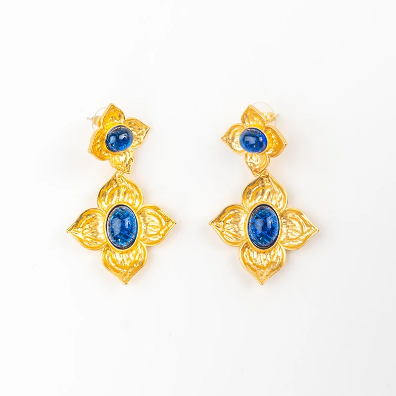 

New Fashion Vintage Light luxury four-leaf clover ear clips Wedding Party