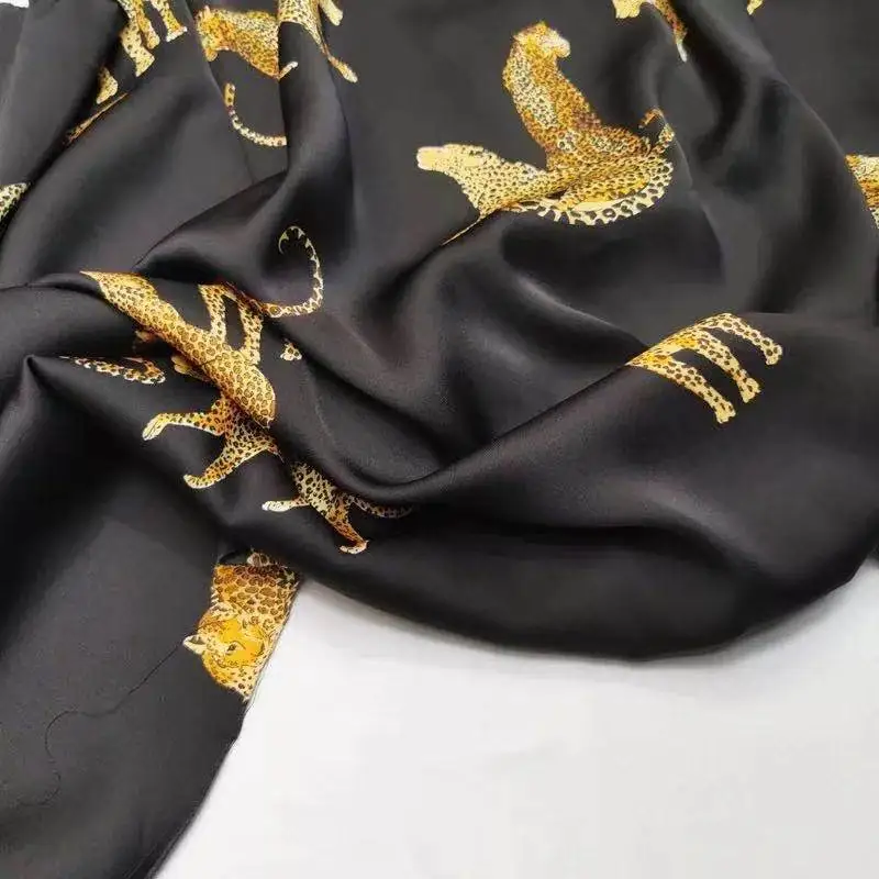 Silk-like Satin Leopard Pattern Imitation Acetate Satin Fabric Spring and Summer Smooth Satin Dress Cloth