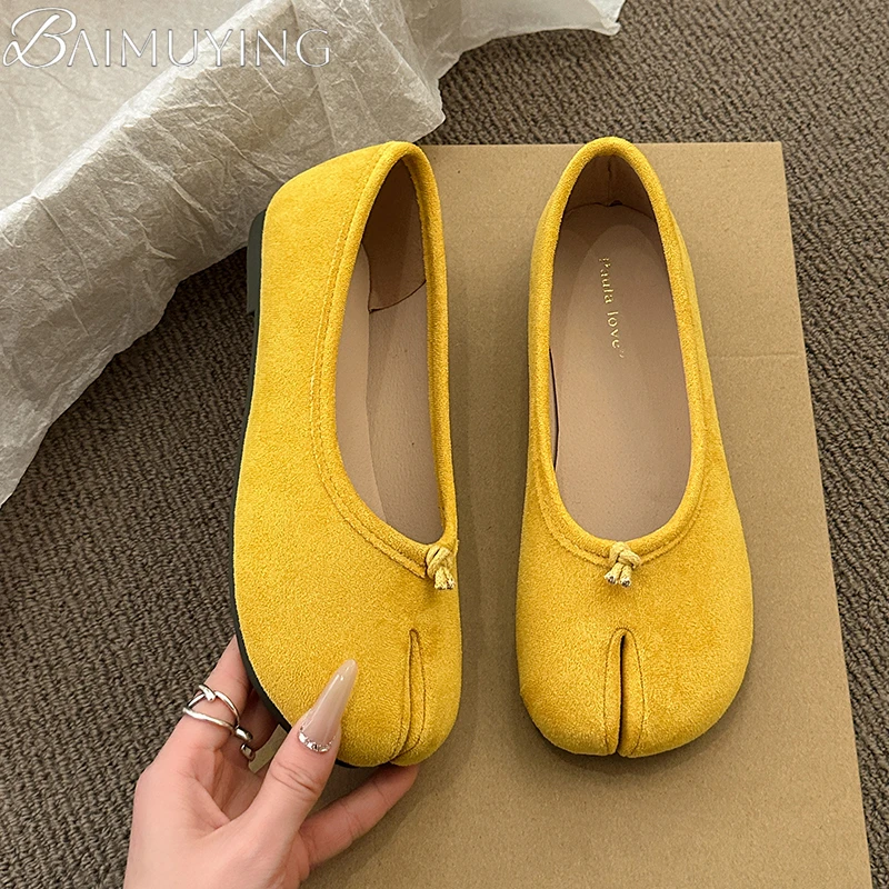 Повседневная обувь на плоской подошве с открытым носком. Женские сандалии.