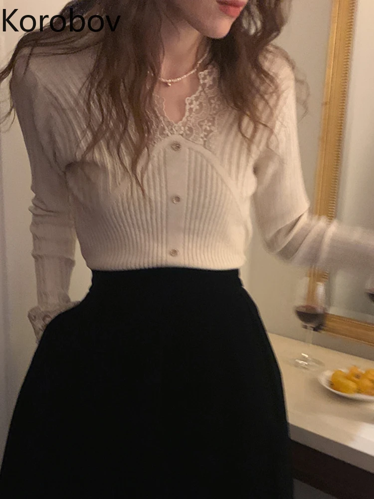 

Spring Korean Splicing Lace Woman Sweaters Temperament Gentle Romantic Vintage V Neck Lace Inside Knitting Sueters De Mujer