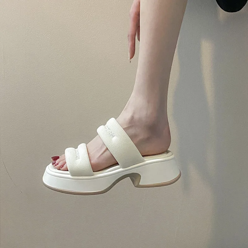 FAFA Slippers Female External 2023 Summer Round Head Thick Bottom Comfortable Non-slip Hundred With Beach A Word Slippers