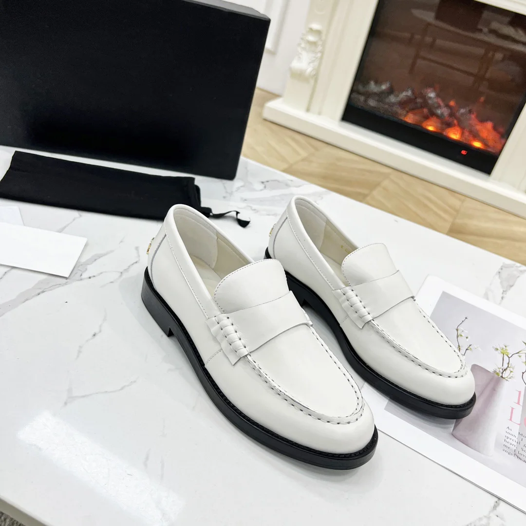 Paris Loafers Shiny Calfskin Burgundy Shoes Plain Block Heels Party Style Round Toe Casual Style