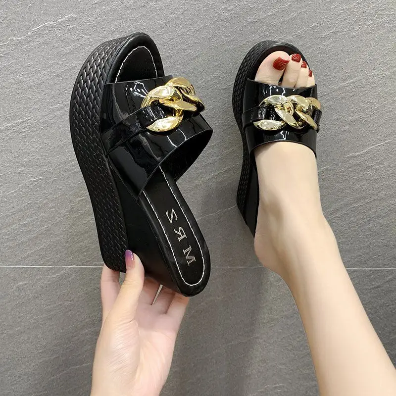 

Chain High Heels Slippers Women Wedding Shoes Summer Peep Toe Platform Wedges Slippers Slides Ladies Beach Slippers Sandals