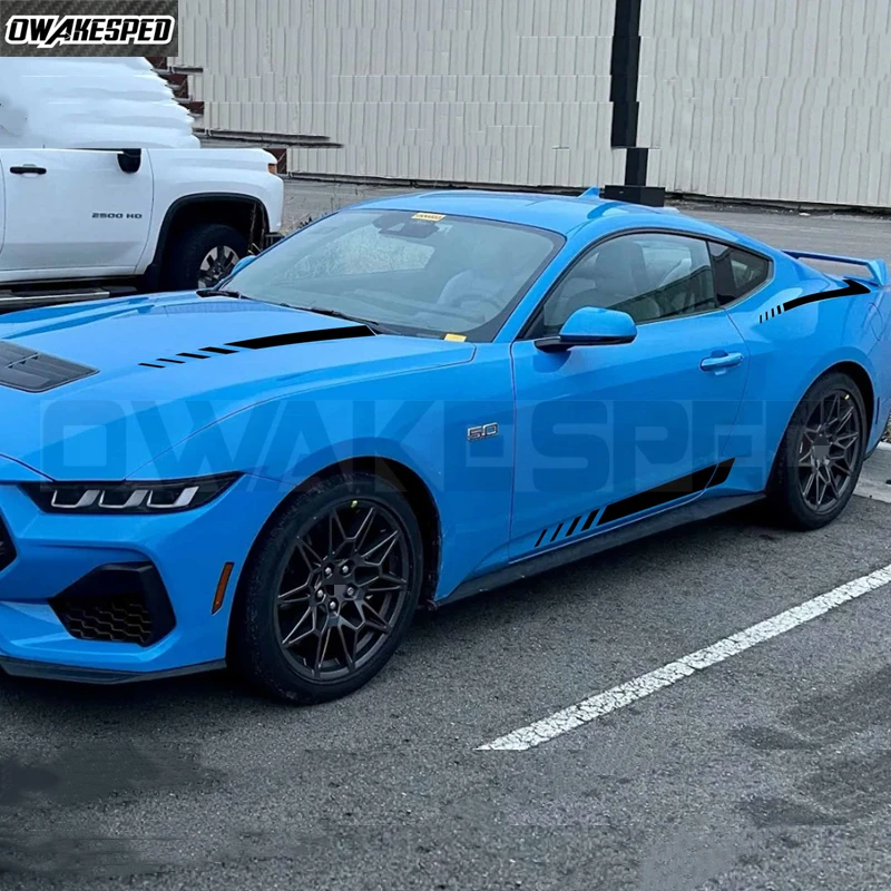Фото Набор из 6 наклеек-декалей для Ford Mustang 2024-2026: на крышку двигателя, боковые полосы дверей, задние крылья. Аксессуары. №3