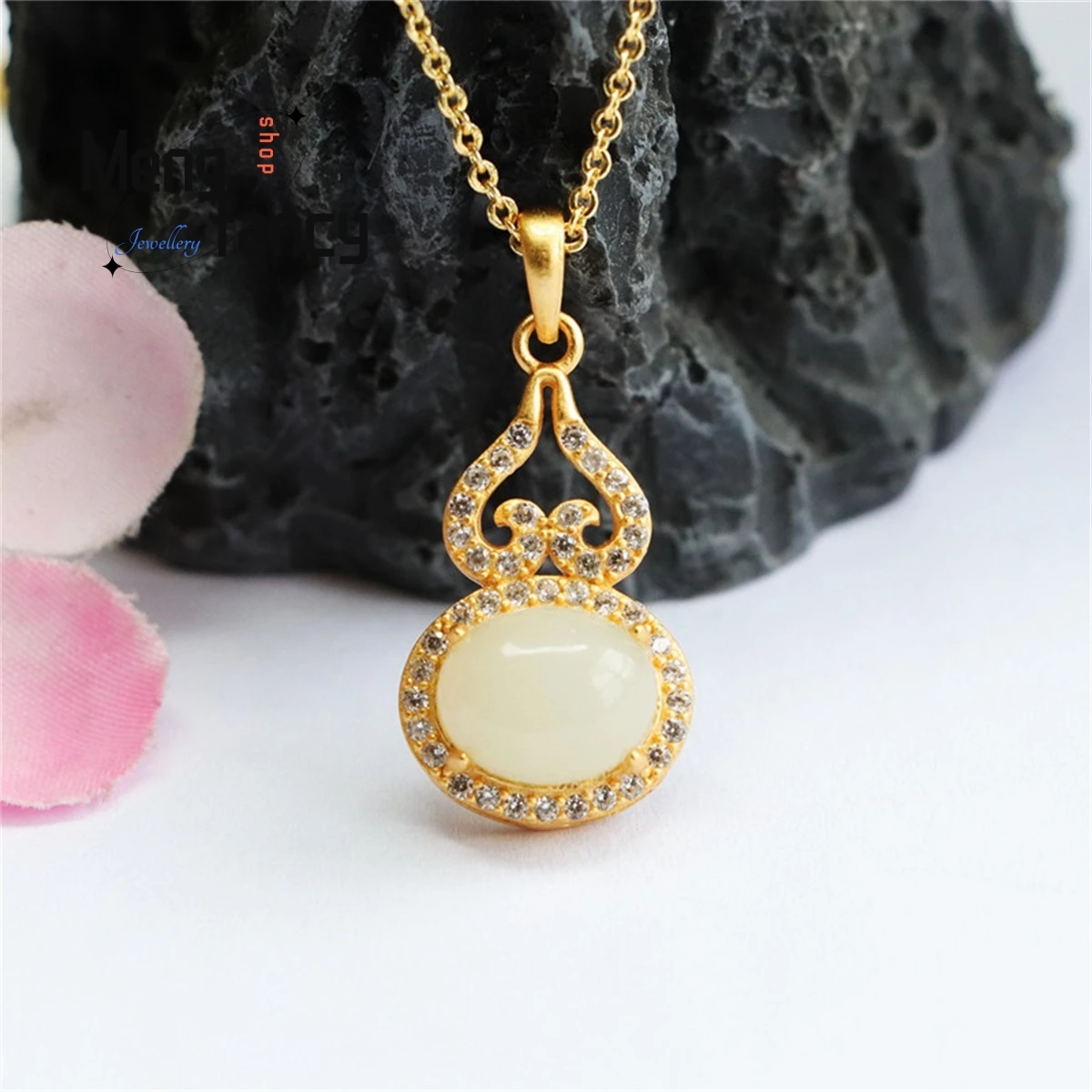 

Natural S925 Silver Inlaid Hetian White Jade Hollowed-out Gourd Necklace Simple Generous Personality Fashion Versatile Jewelry