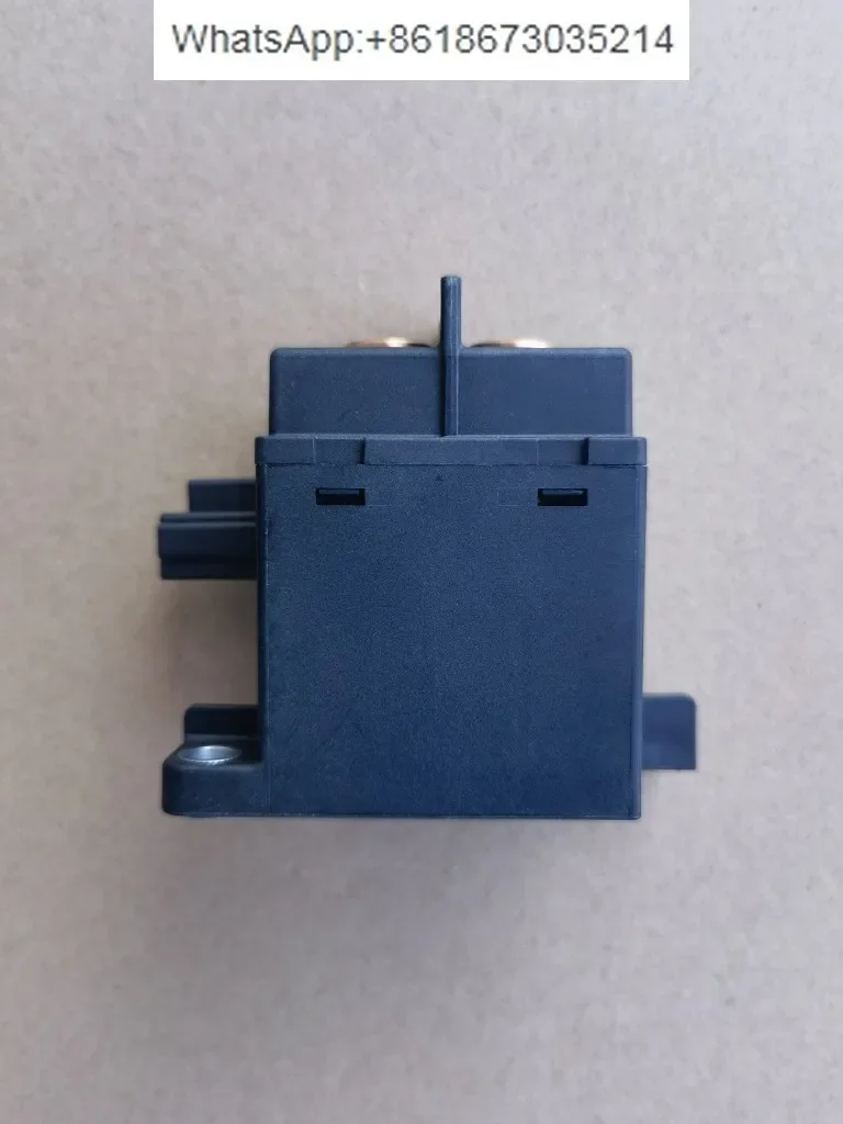 Контактор HVDC HFE82V-200B 750-12-HC5 реле 750V200A