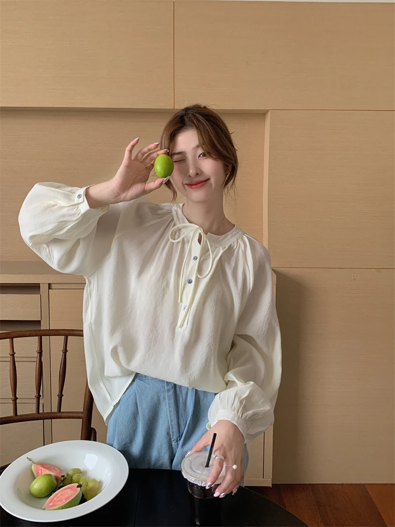 

GBD2801 Sweet Lace up Round Neck Bubble Sleeve Shirt Women's Summer 2023 New Style Versatile Long Sleeve Top