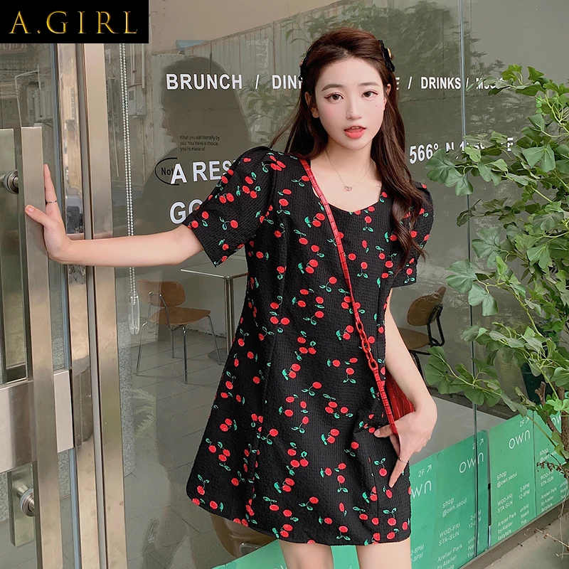 

A GIRLS Suer fashion fat younger sister big yards cherry dress waist brim minus age