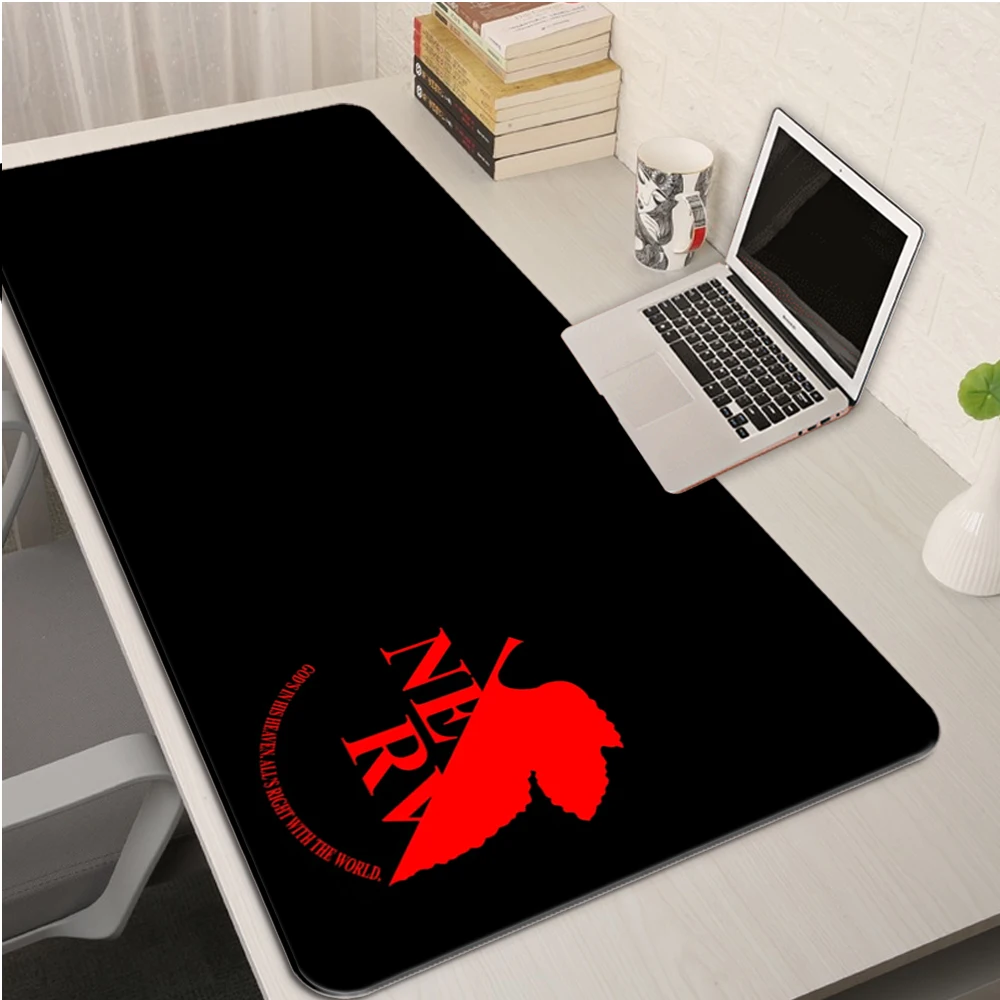 

Коврик для клавиатуры и мыши для любителей компьютерных игр