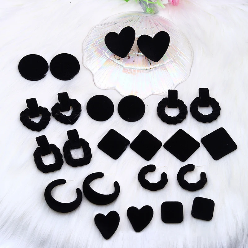 

U-Magical Ins Style Black Geometric Twist Flocking C Shape Dangle Earings for Women Heart Arcylic Earings Jewelry Accessories