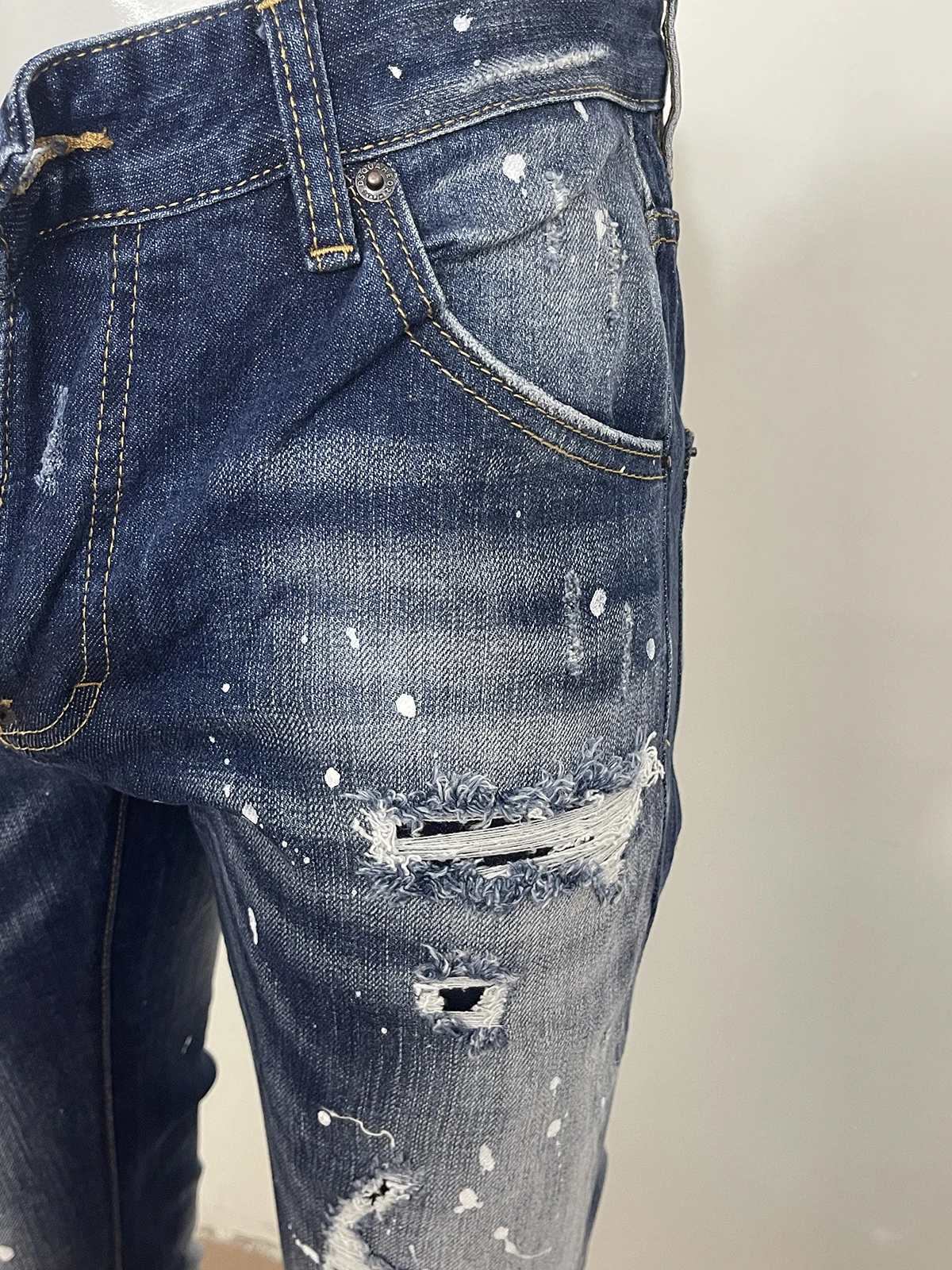 Spring and summer 2023 new jeans men D2 jeans small feet micro-elastic slim wash daily printing lettering leisure