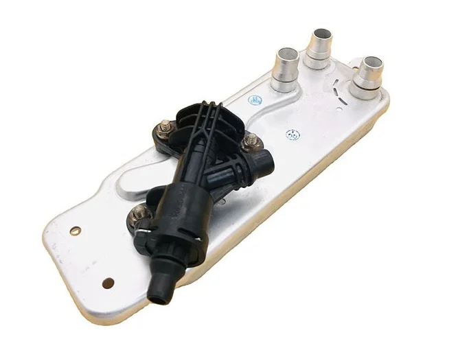 

Масляный радиатор, радиатор коробки передач 17117638678/17217638678