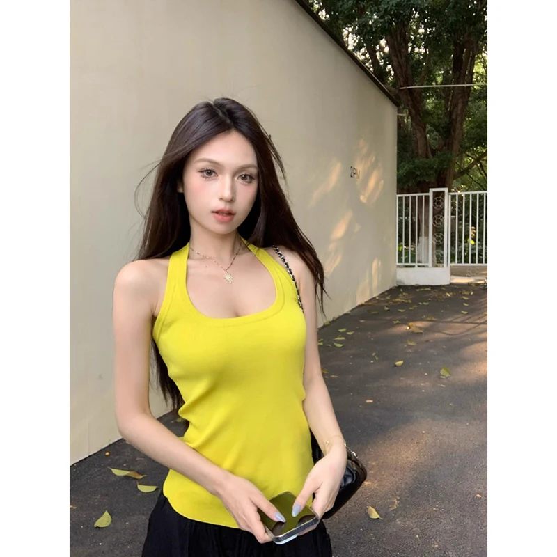 Женский трикотажный топ с открытыми плечами без рукавов