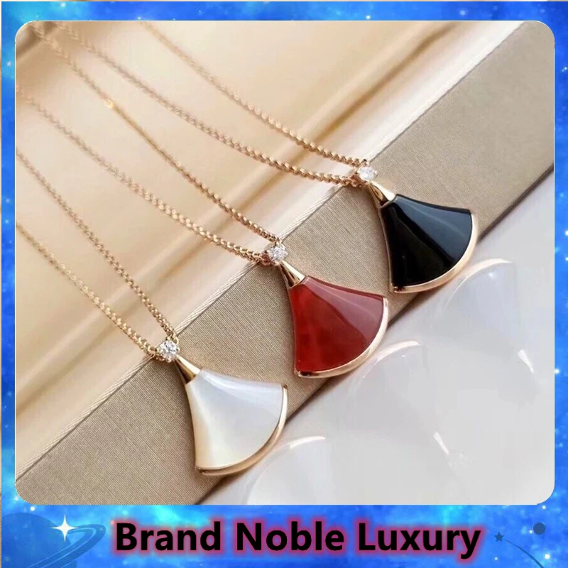 

925 Sterling Silver Carnelian Sector Necklace Fashion Diamonds Small Skirt Pendant Pendant European Famous Brand Luxury Jewelry