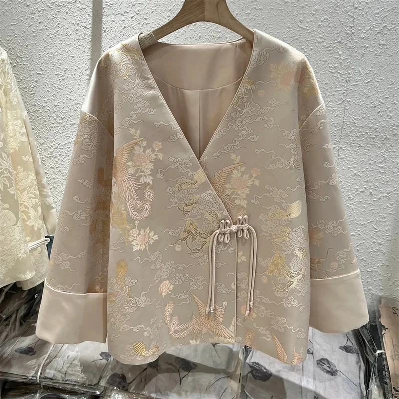 Женская жаккардовая куртка с круглым вырезом и пряжкой