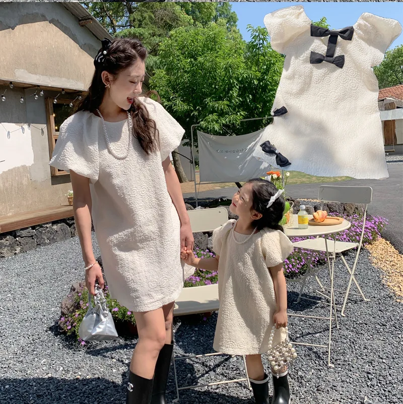 

Family Matching Outfits Short Sleeve O-neck Collar Pullover Solid Soft Comfortable Straight Summer Children Girls Mother