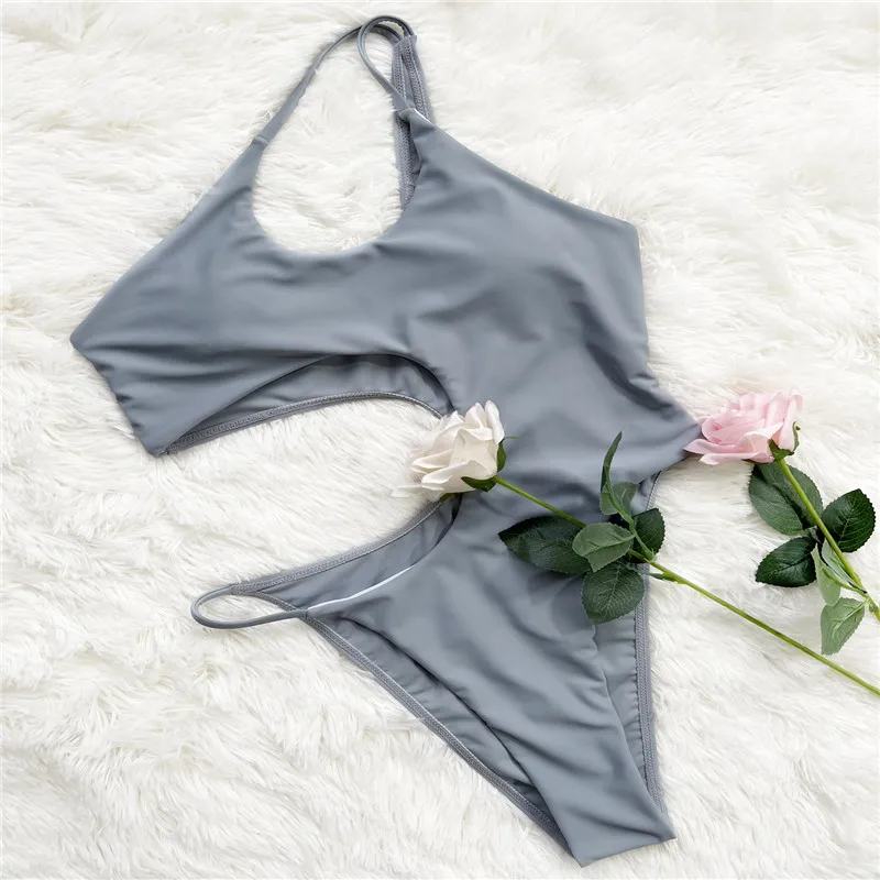 

Женский слитный купальник с вырезом «пуш-ап»