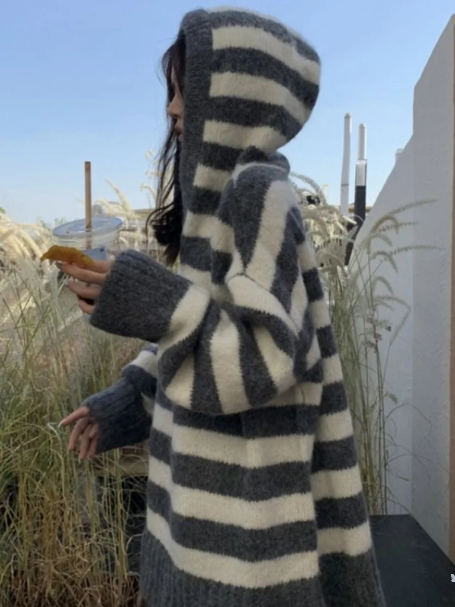 Plus size 50.00kg Stripe Contrast Color Hood Sweater Women Autumn and Winter Chubby Girl Idle Sle Loose Mid-Length Knitted...
