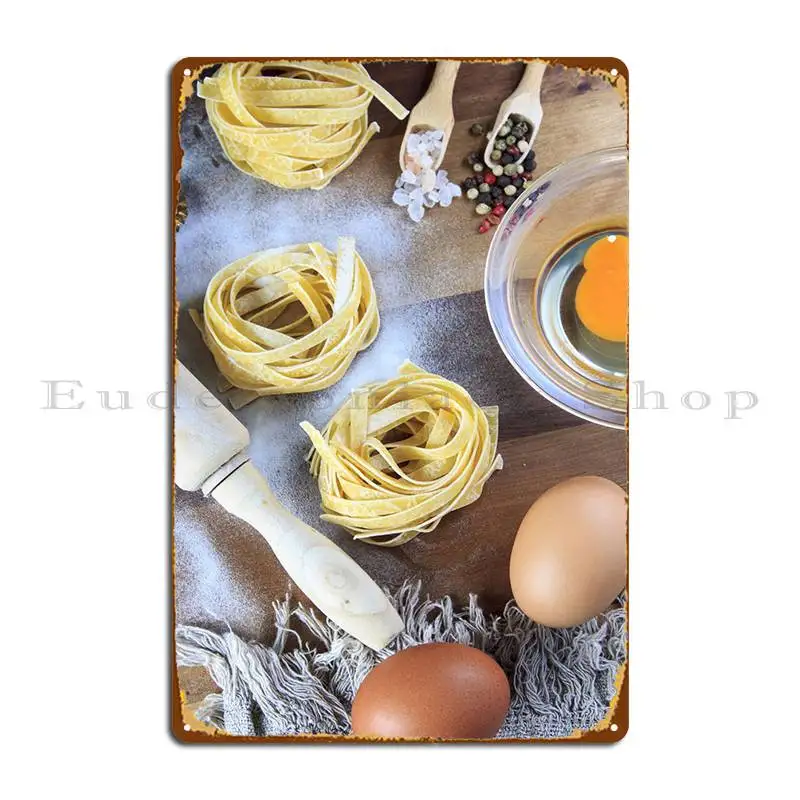 

Металлический плакат с надписью "To Bake"