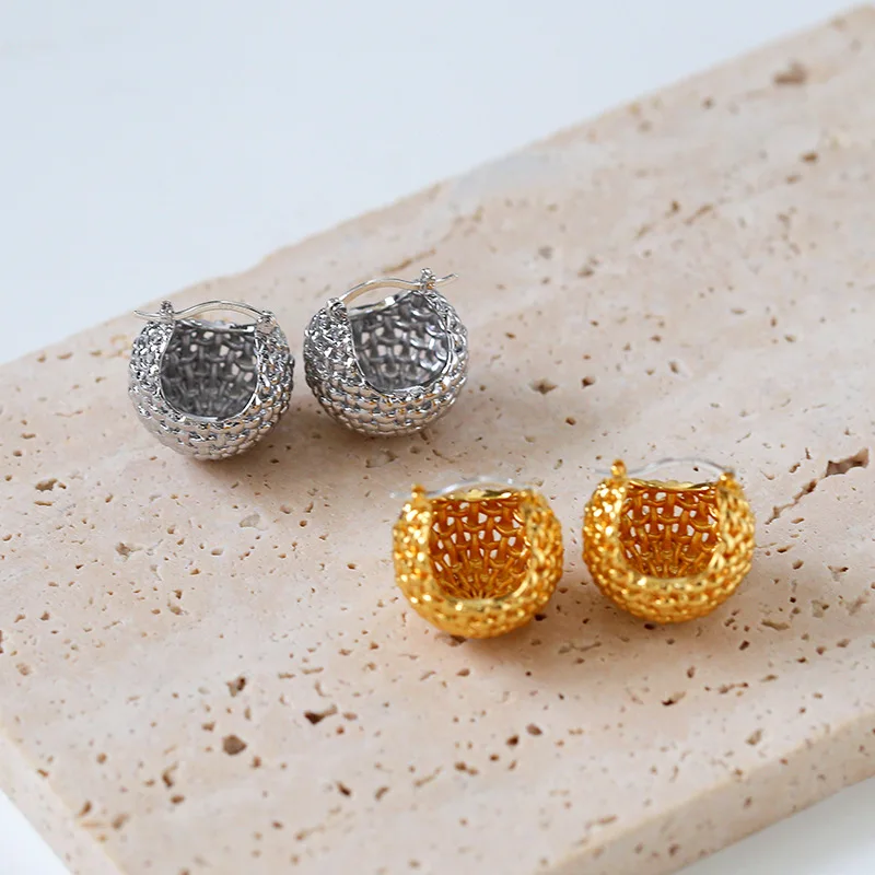 

Braided Ball Earrings Female Personality Fashion Simple Hollow Ball Earrings