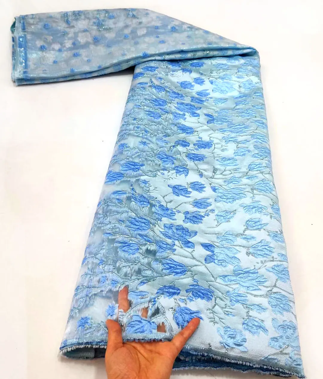 Новейшая жаккардовая кружевная ткань с золотой парчой французская 2022