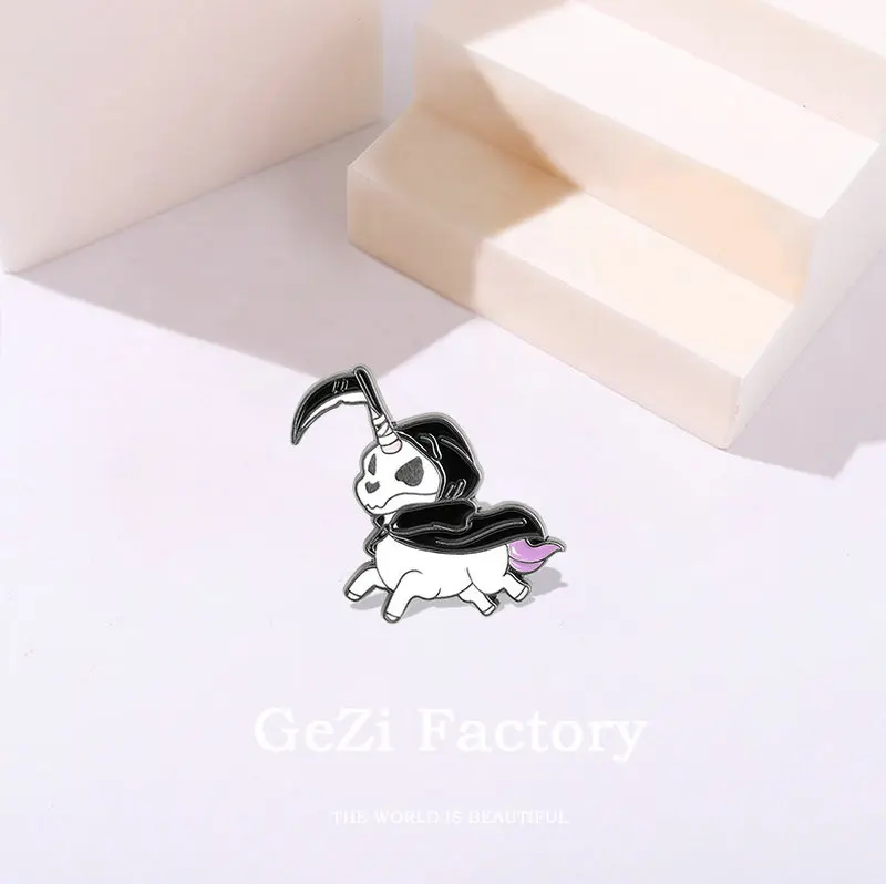 Эмалированная булавка с волшебным животным на заказ крылья лошади череп