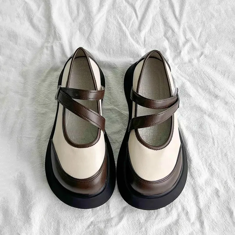 Женские туфли-оксфорды на платформе универсальные мягкие туфли смешанных цветов