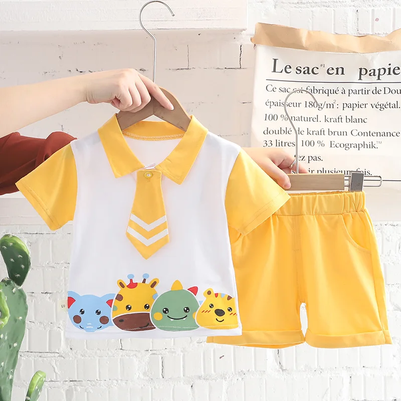 

2022 летние комплекты милой одежды для маленьких мальчиков, футболка с коротким рукавом и галстуком и шорты с рисунком для маленьких девочек, ...