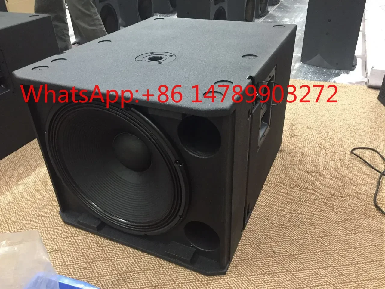 Фото Сабвуфер Vrx918 с одним 18-дюймовым динамиком, сценическая акустическая система для басовых линейных массивов №1