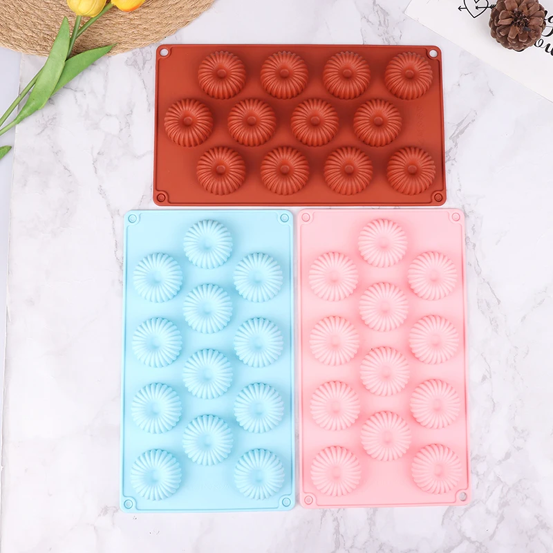 

1Pc 12-Cavity Spiral Shape Doughnut Candy Mold Silicone Cake Dessert Mould DIY Baking Chocolate Bakeware Pastry Mould