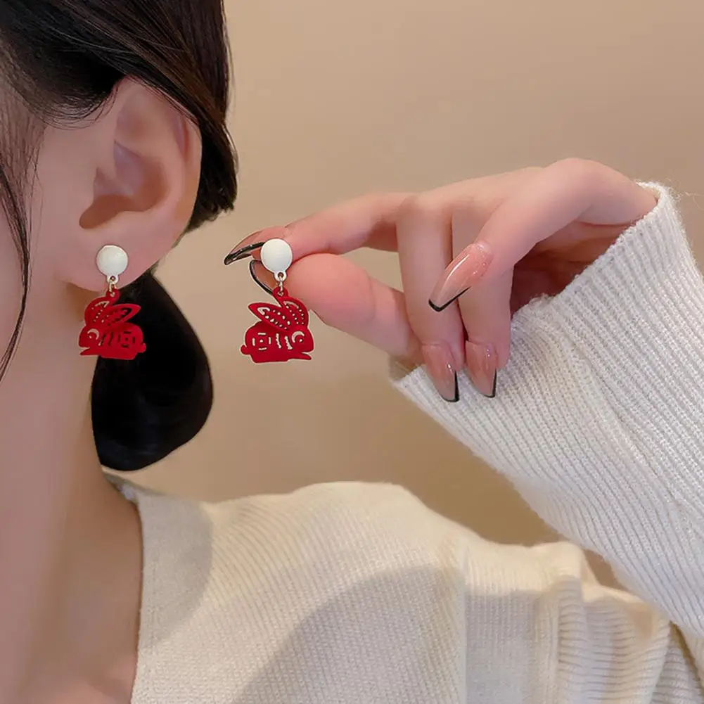 

1 Pair Ear Studs Rabbit Decor Romantic Faux Pearls Ear Ornament Vintage Chinese Red Cutting Paper Rabbit Earrings Accessories