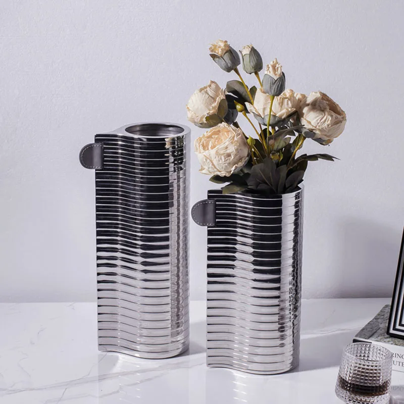 Современные вазы из нержавеющей стали Цветочная бутылка с поперечной зернистой
