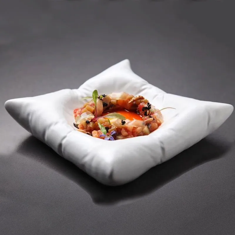 

Creative Ceramic Imitation Pillow Dinner Plate Kitchen Square Plate Black and White Dessert Plate Art Definition Tableware