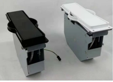 

Аудиоинтерфейс белого цвета 3,5 мм