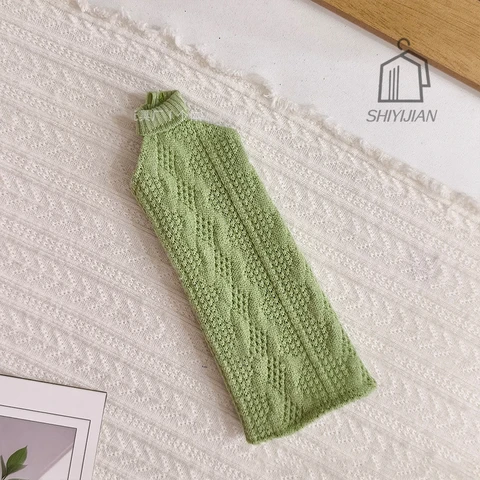 Вязаное платье для куклы FR 30 см