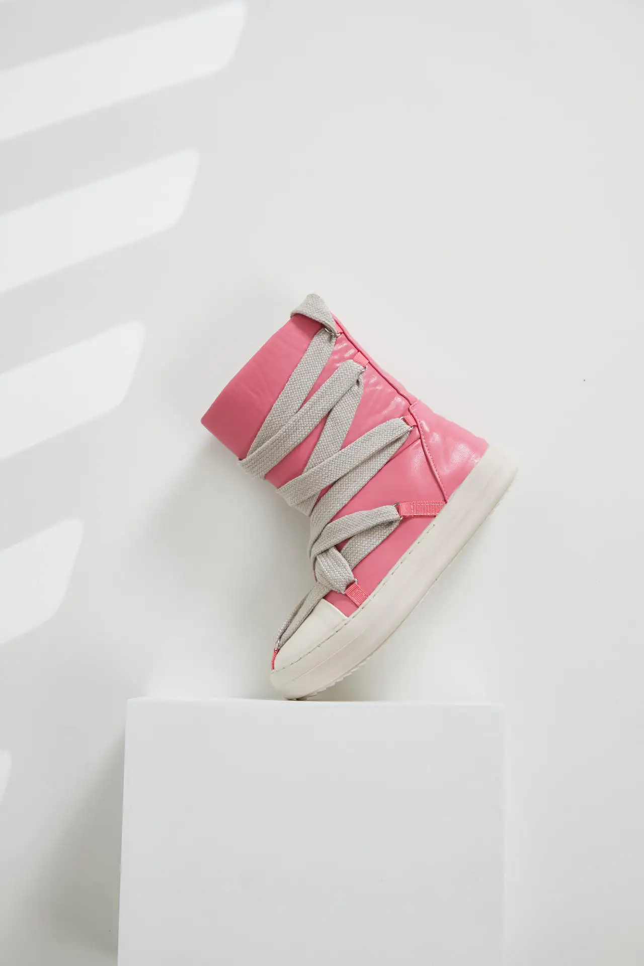 Женские высокие ботинки из искусственной кожи большие размеры