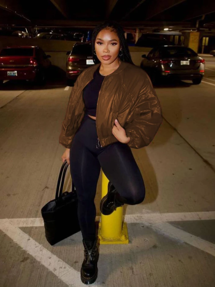 Рисунок 2 - Повседневный пуховик на молнии с длинным рукавом