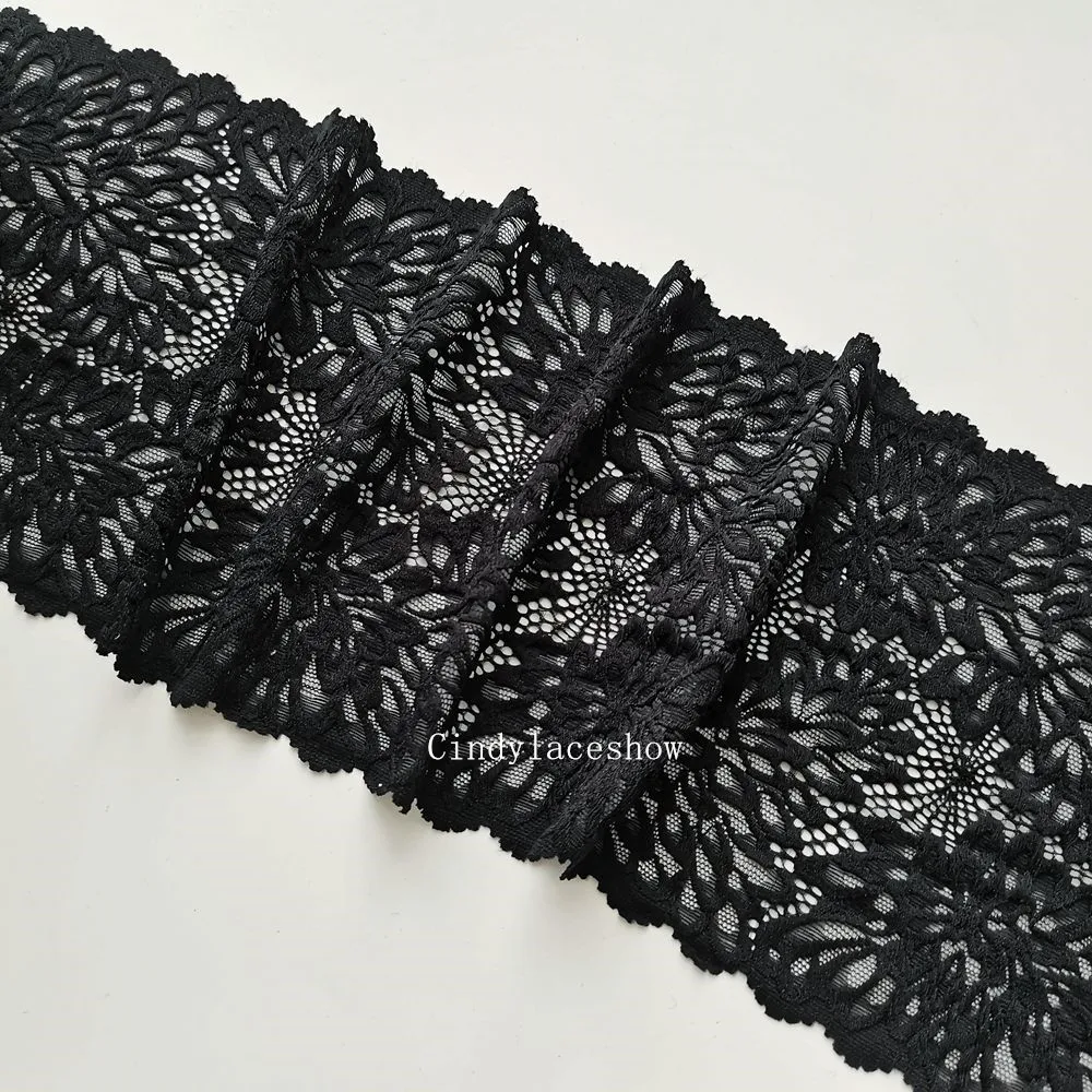 Эластичная эластичная кружевная бейка с цветочным принтом черная для