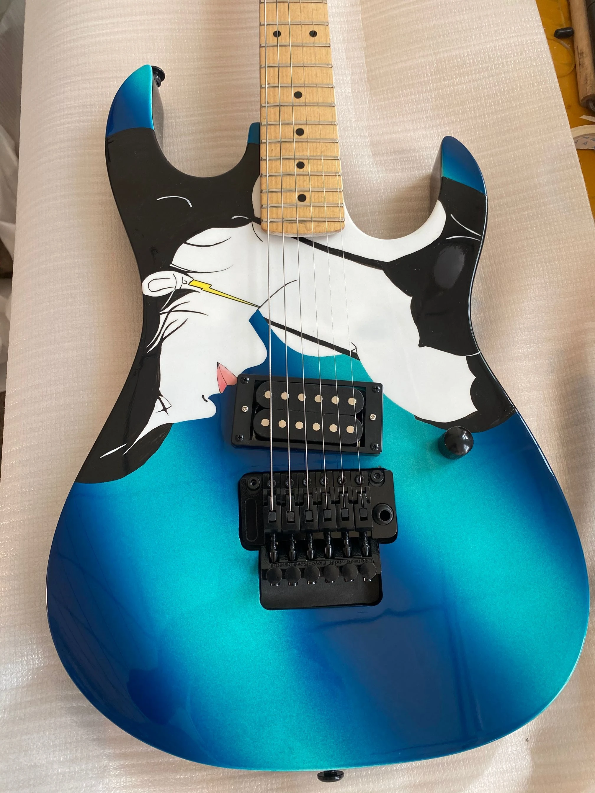 

Custom shop RICH Blue ST Style Electric Guitar Beautiful Woman Pattern FR Bridge Black Hardware