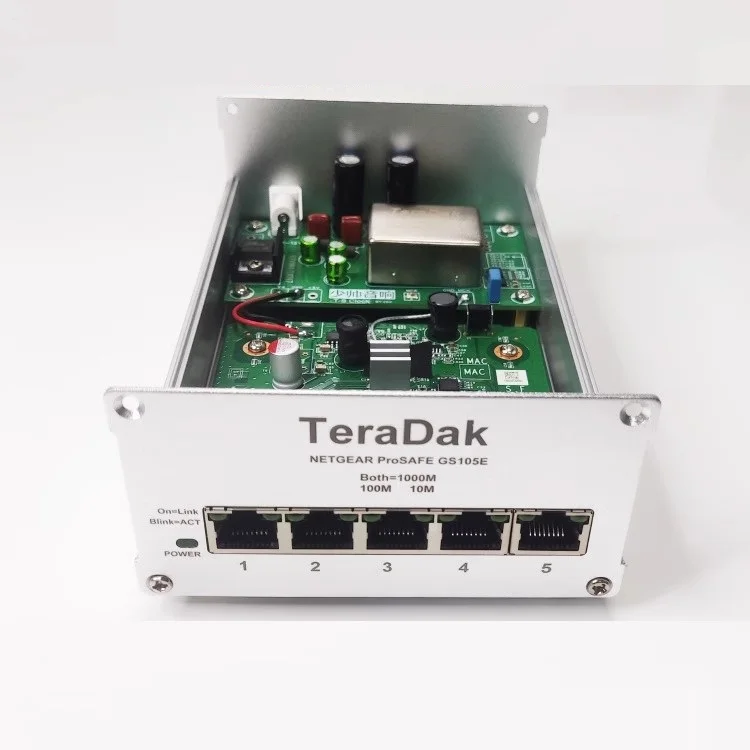 

TeraDak Netgear GS105E 5-портовый 1000M гигабитный переключатель управления сетью, волшебное обновление, OCXO, кварцевый генератор