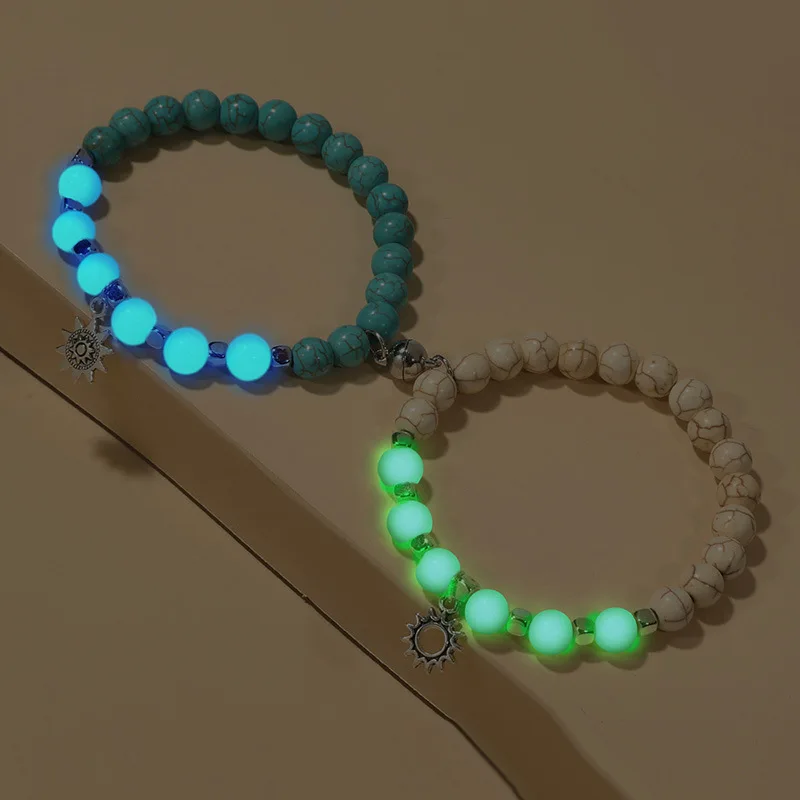 

2pcs Noctilucent Couple Bracelet for Women New Fashion Vintage Beaded Sun Pendant Magnetic Buckle Noctilucent Handicraft